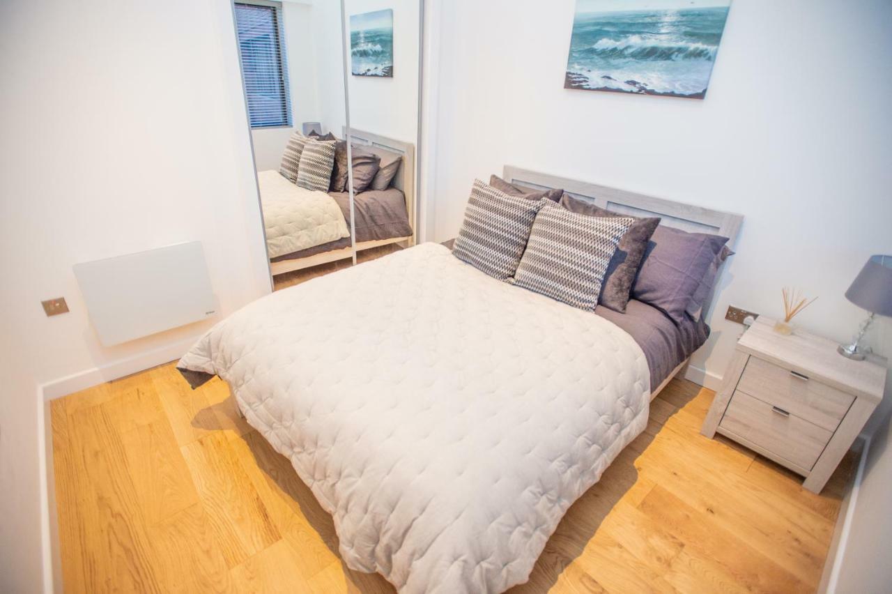 Stylish And Clean 1 Bed Apartment Maidenhead Town Center Экстерьер фото
