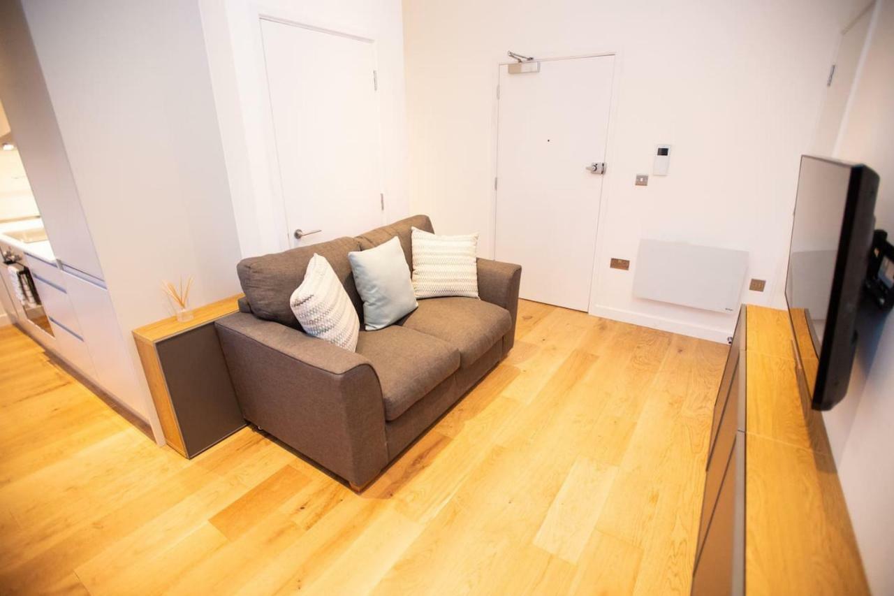 Stylish And Clean 1 Bed Apartment Maidenhead Town Center Экстерьер фото