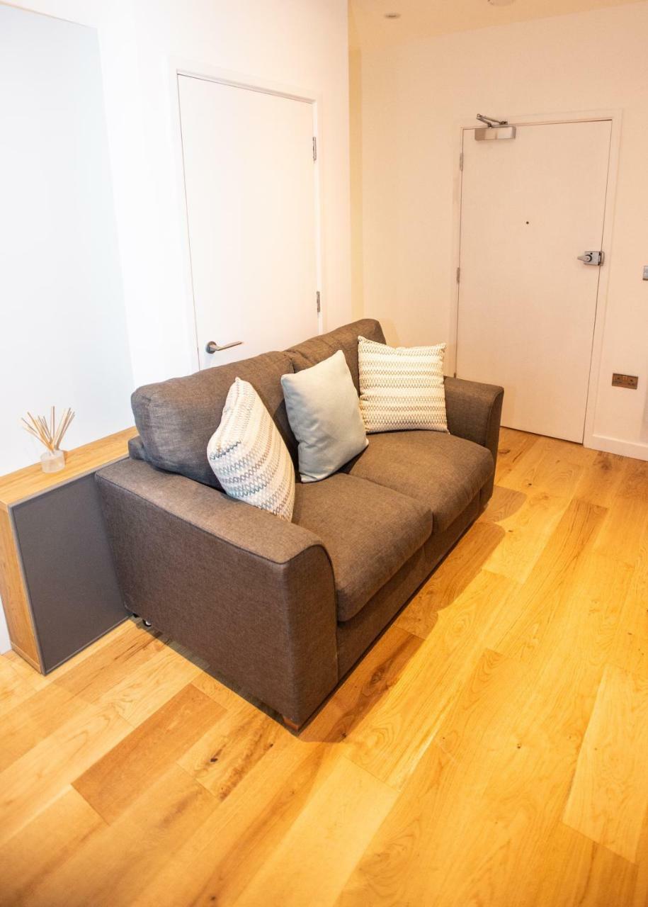 Stylish And Clean 1 Bed Apartment Maidenhead Town Center Экстерьер фото